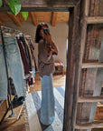 MAGLIA OVERSIZE CON DETTAGLIO INSERTI IN PIZZO