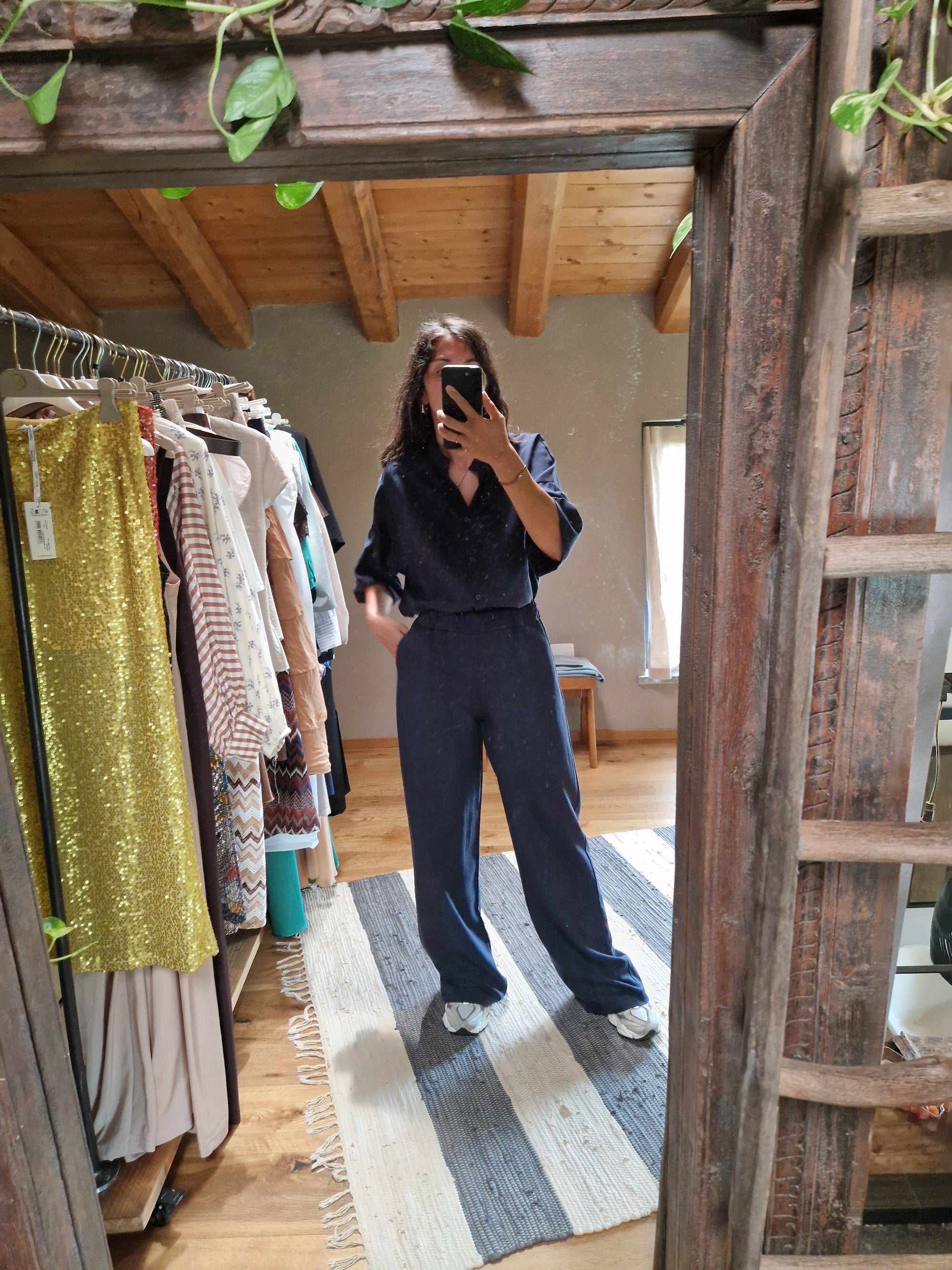 PANTALONI IN TENCEL CON ELASTICO IN VITA