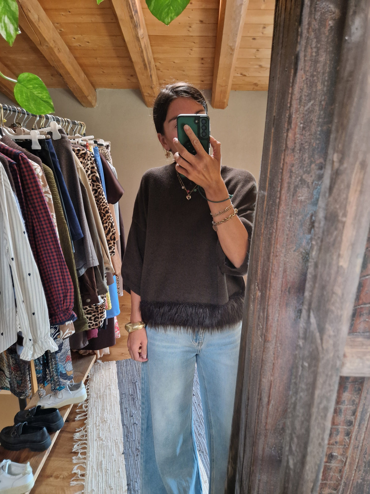 MAGLIA OVERSIZE CON INSERTI IN PELO