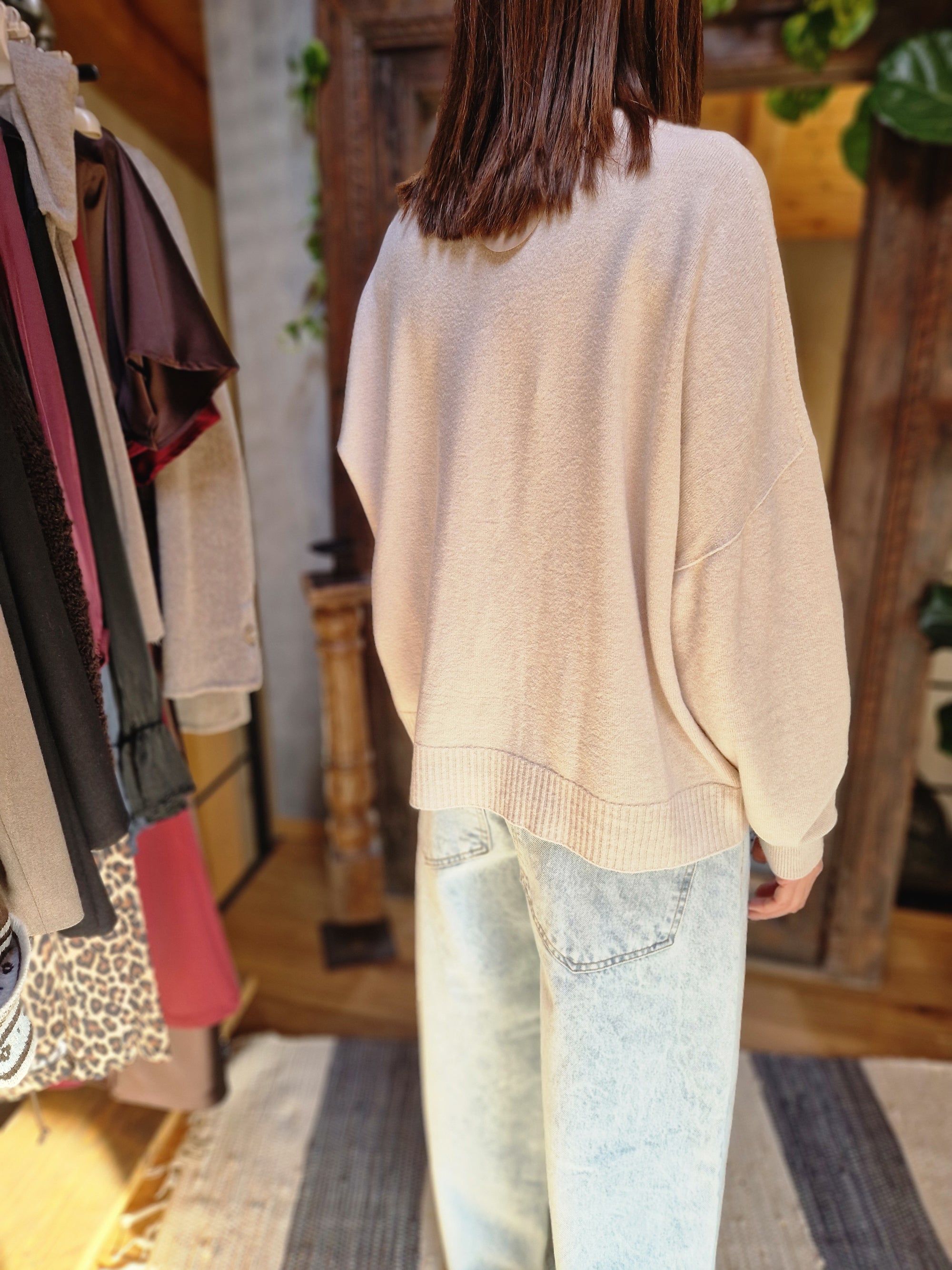 CARDIGAN SCOLLO PROFONDO