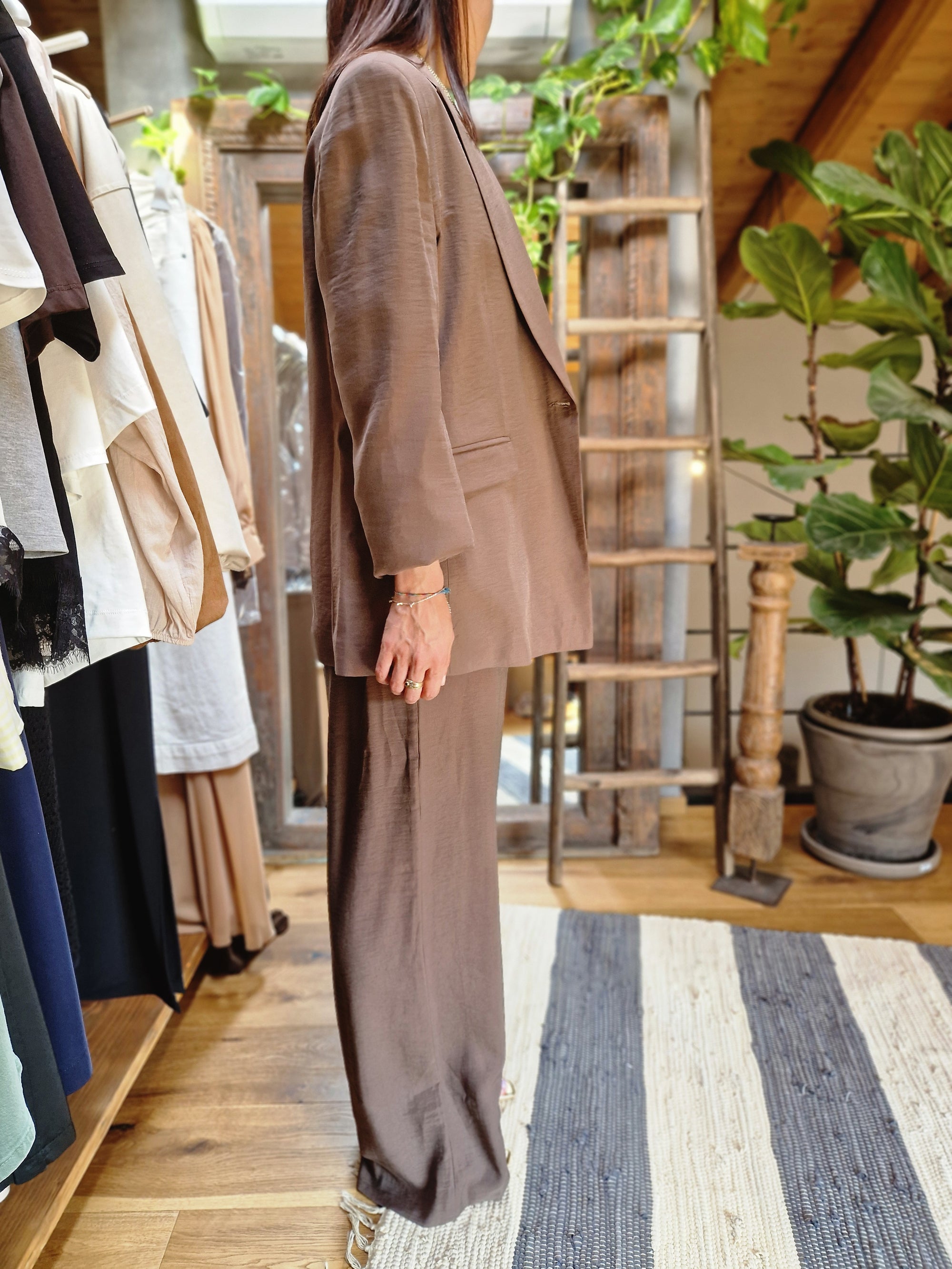 COMPLETO GIACCA E PANTALONE