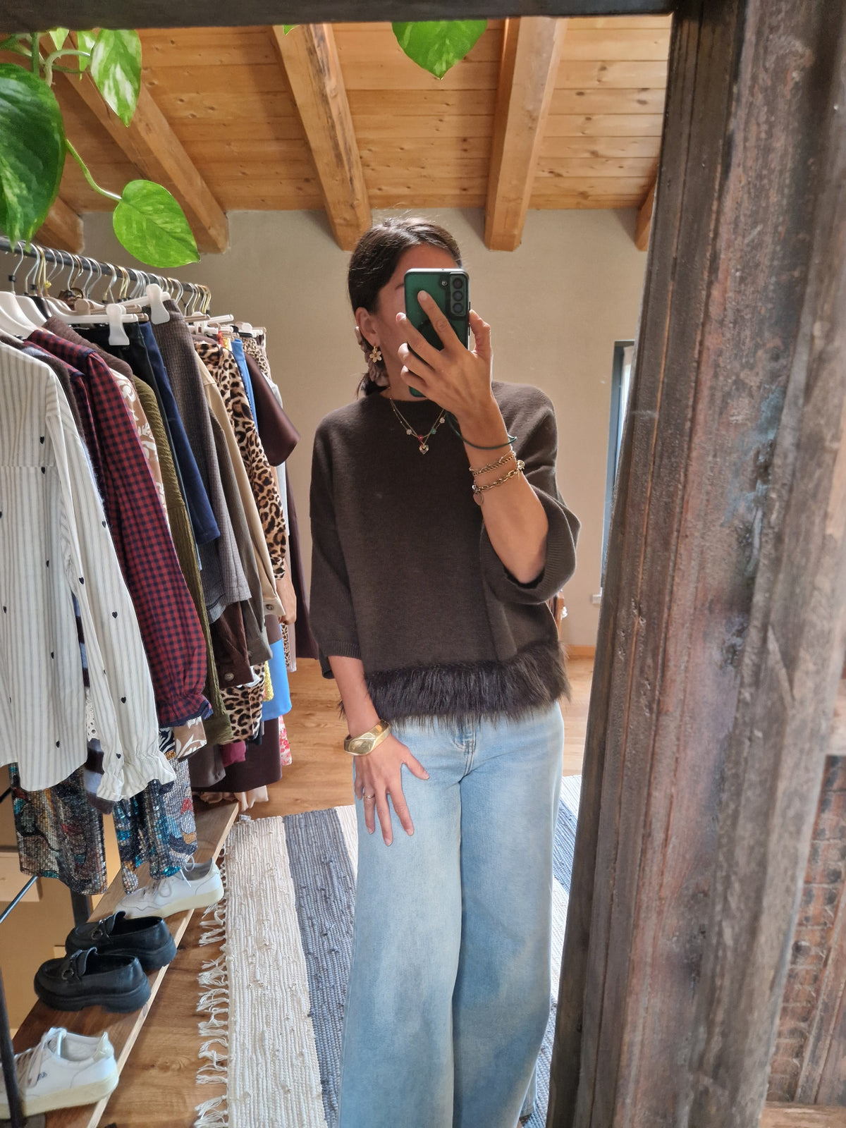 MAGLIA OVERSIZE CON INSERTI IN PELO