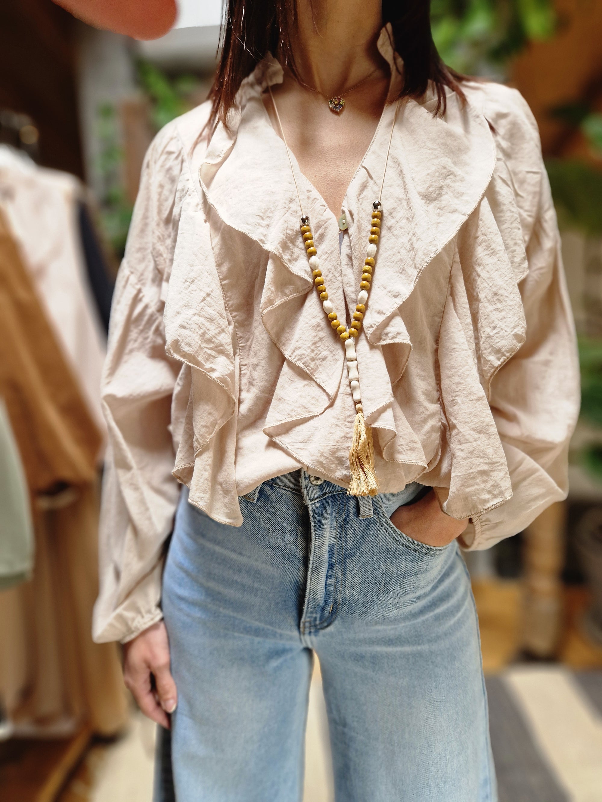 CAMICIA ROUGE CON COLLANA