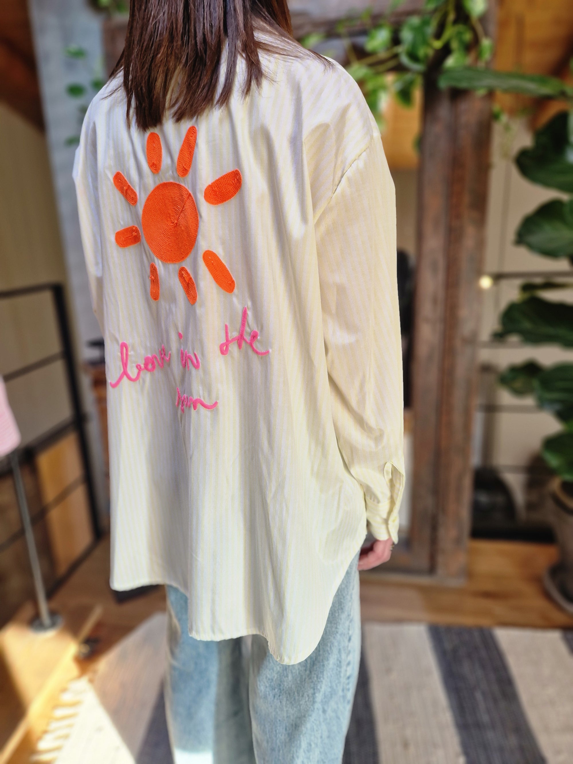 CAMICIA OVER CON DISEGNO SOLE