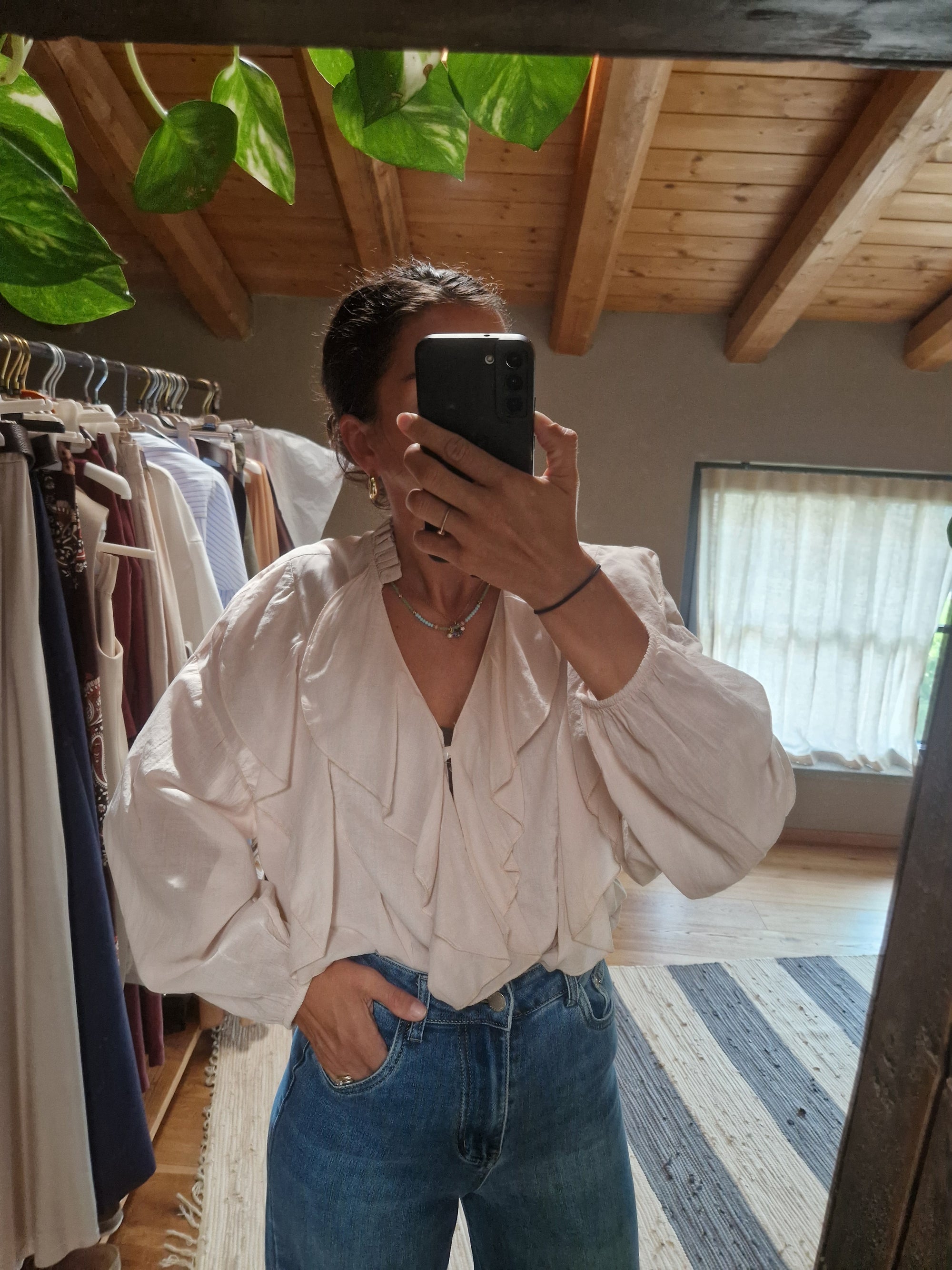 CAMICIA ROUGE CON COLLANA