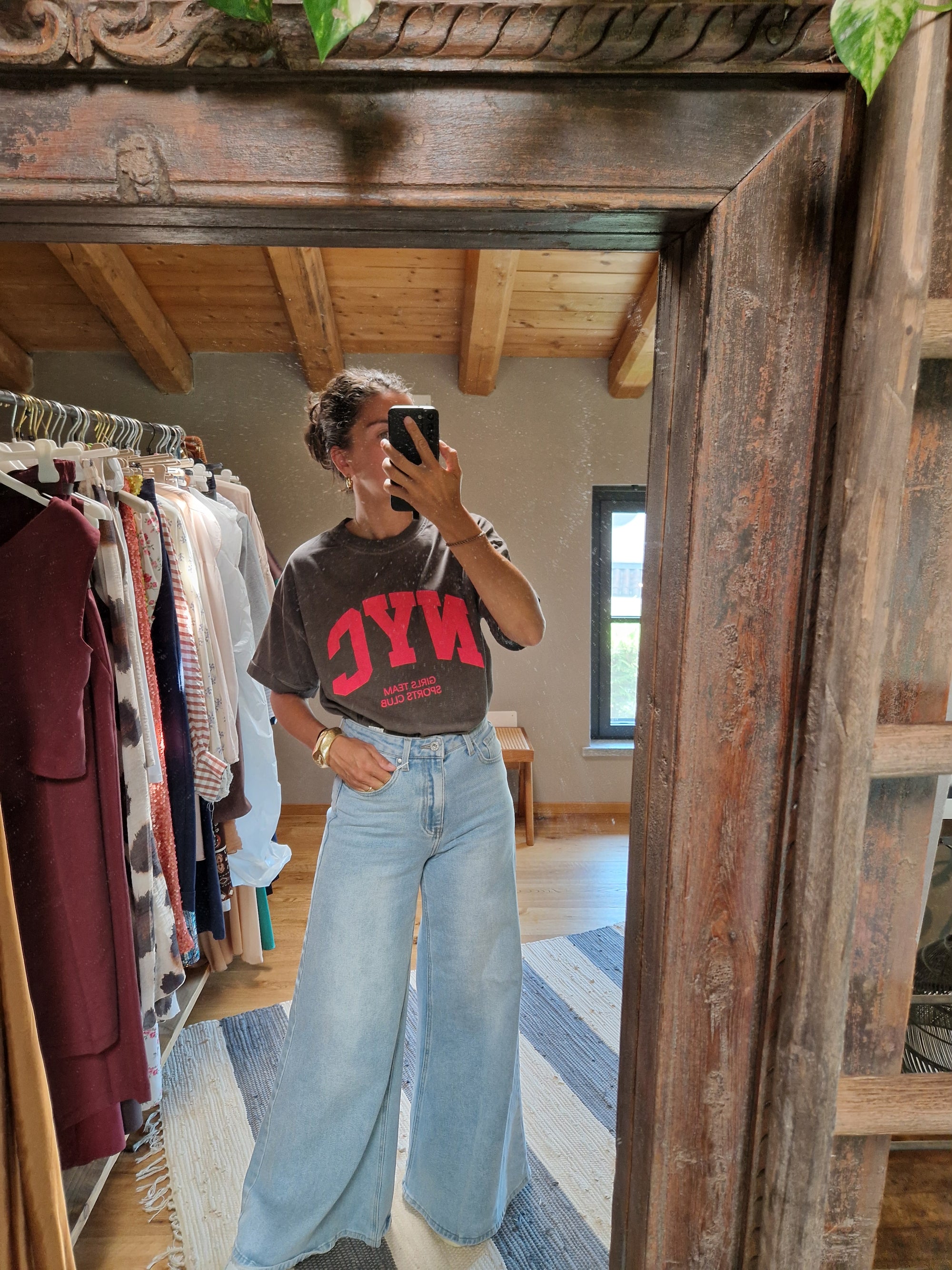 T-SHIRT OVER NY
