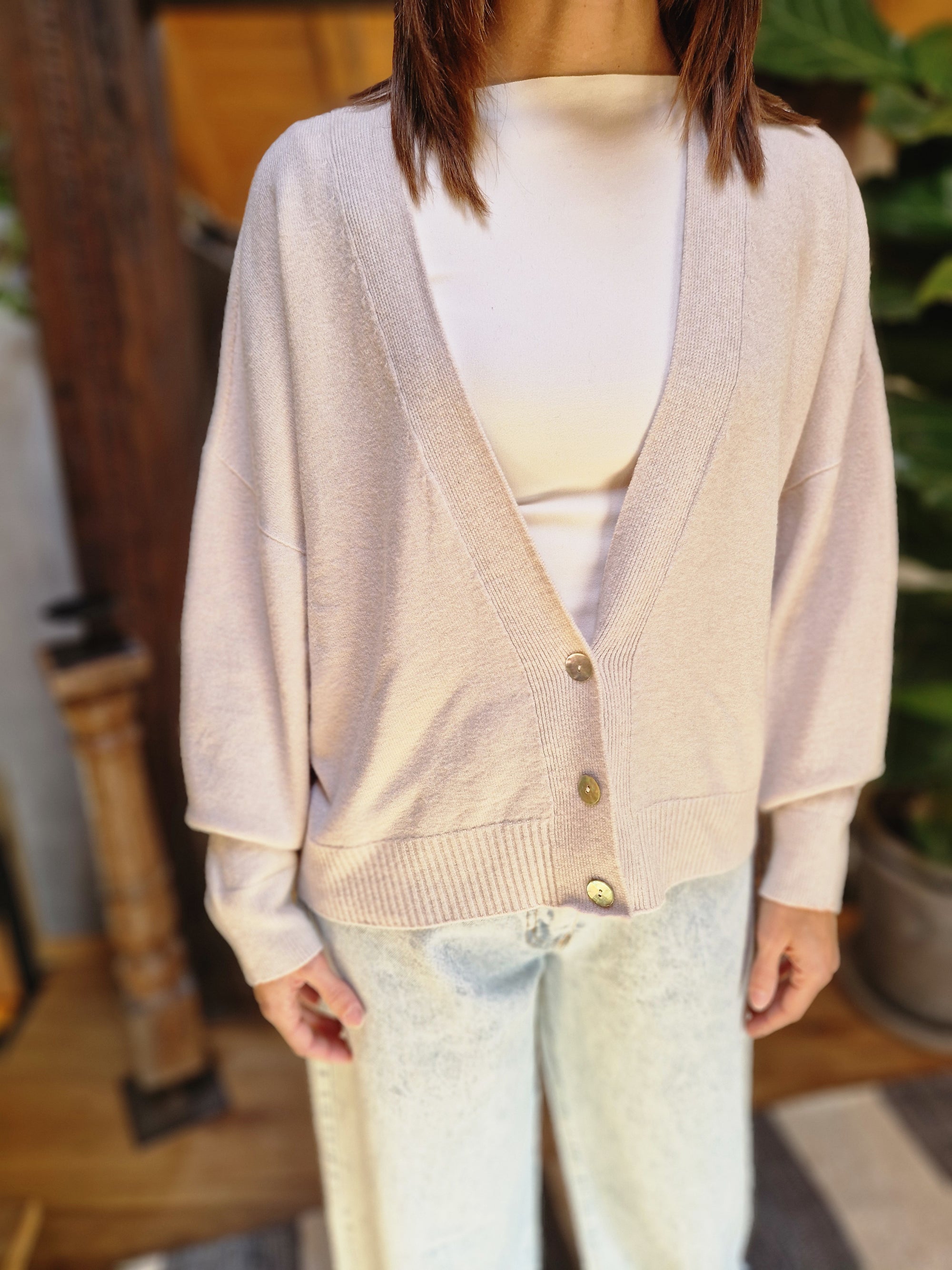 CARDIGAN SCOLLO PROFONDO