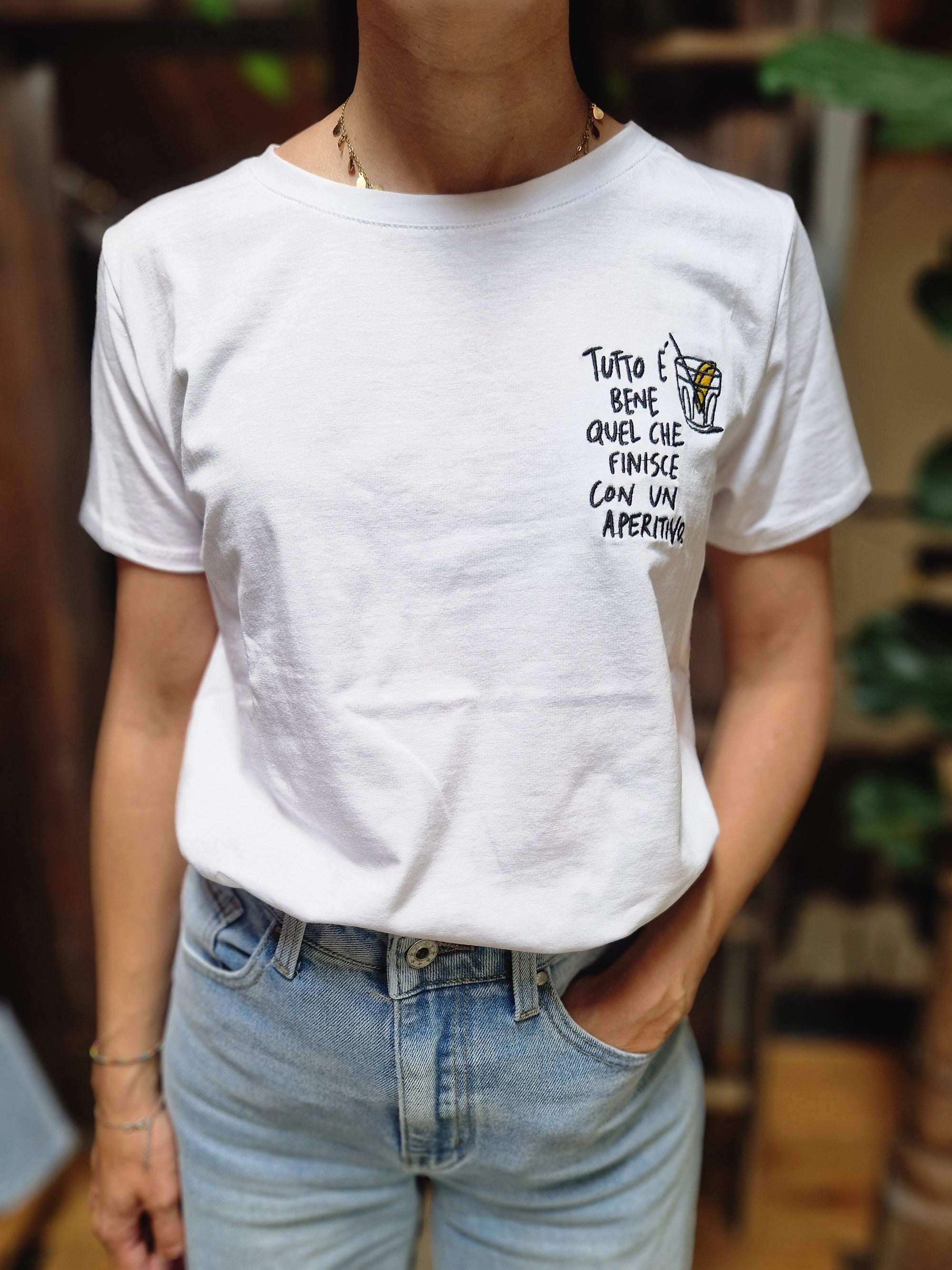 T-SHIRT RICAMO