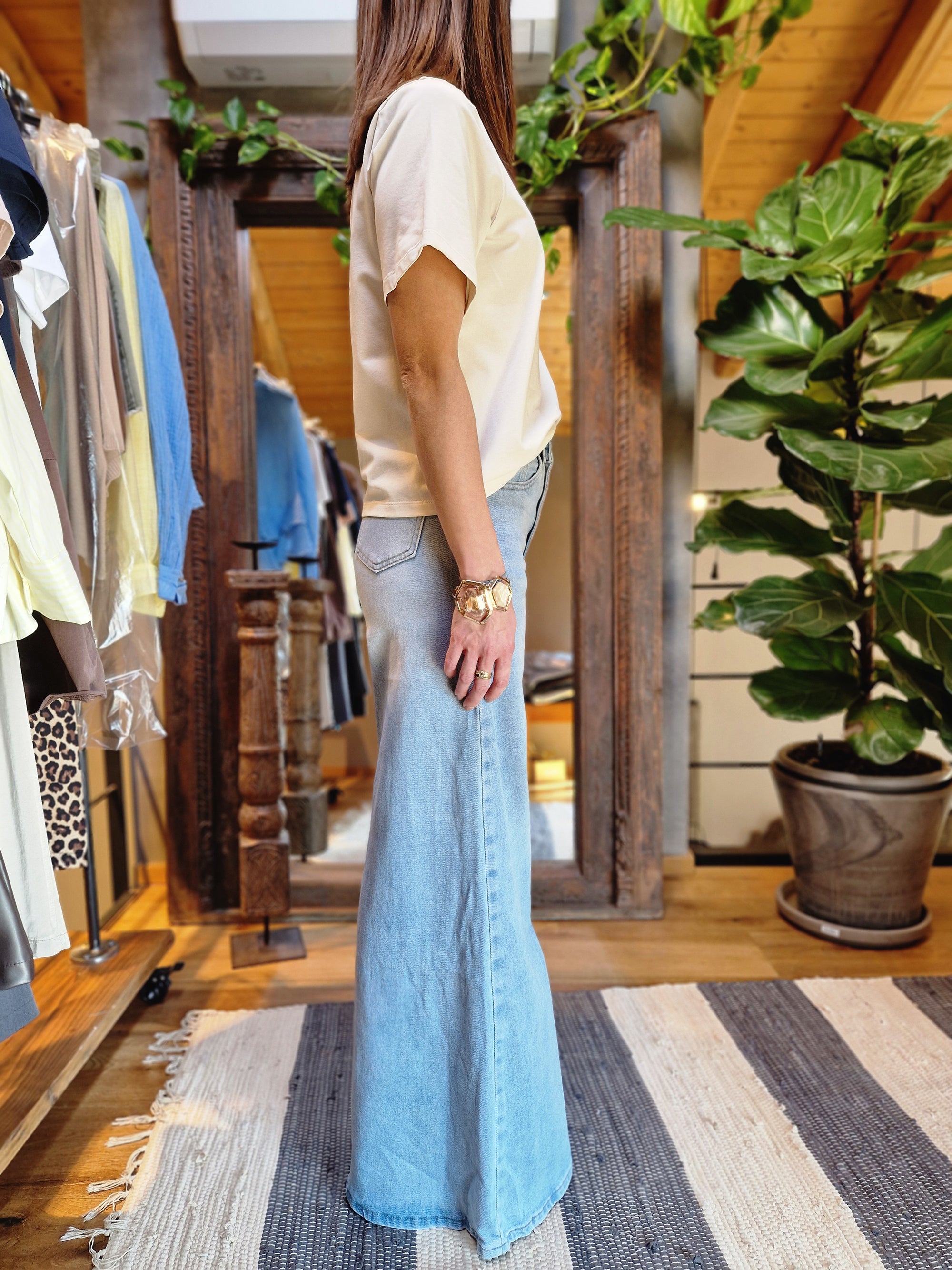 JEANS WIDE-LEG A VITA ALTA