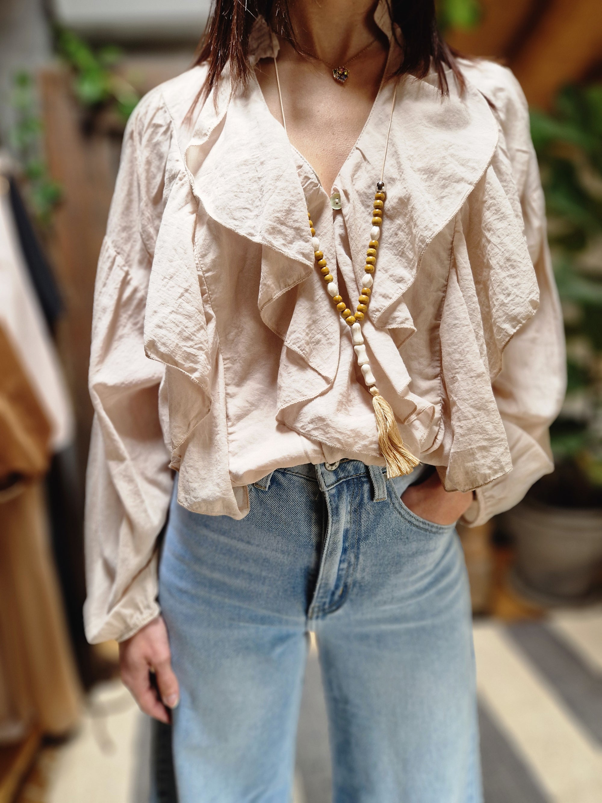 CAMICIA ROUGE CON COLLANA
