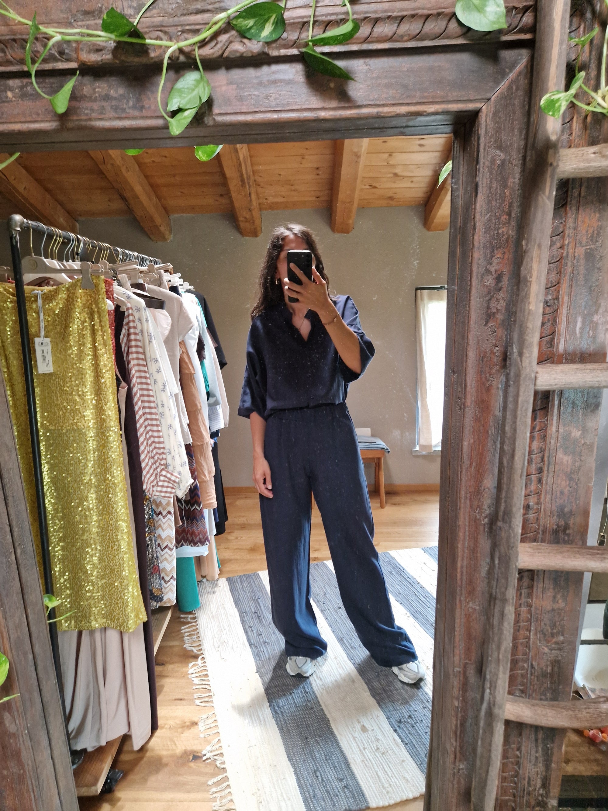 PANTALONI IN TENCEL CON ELASTICO IN VITA