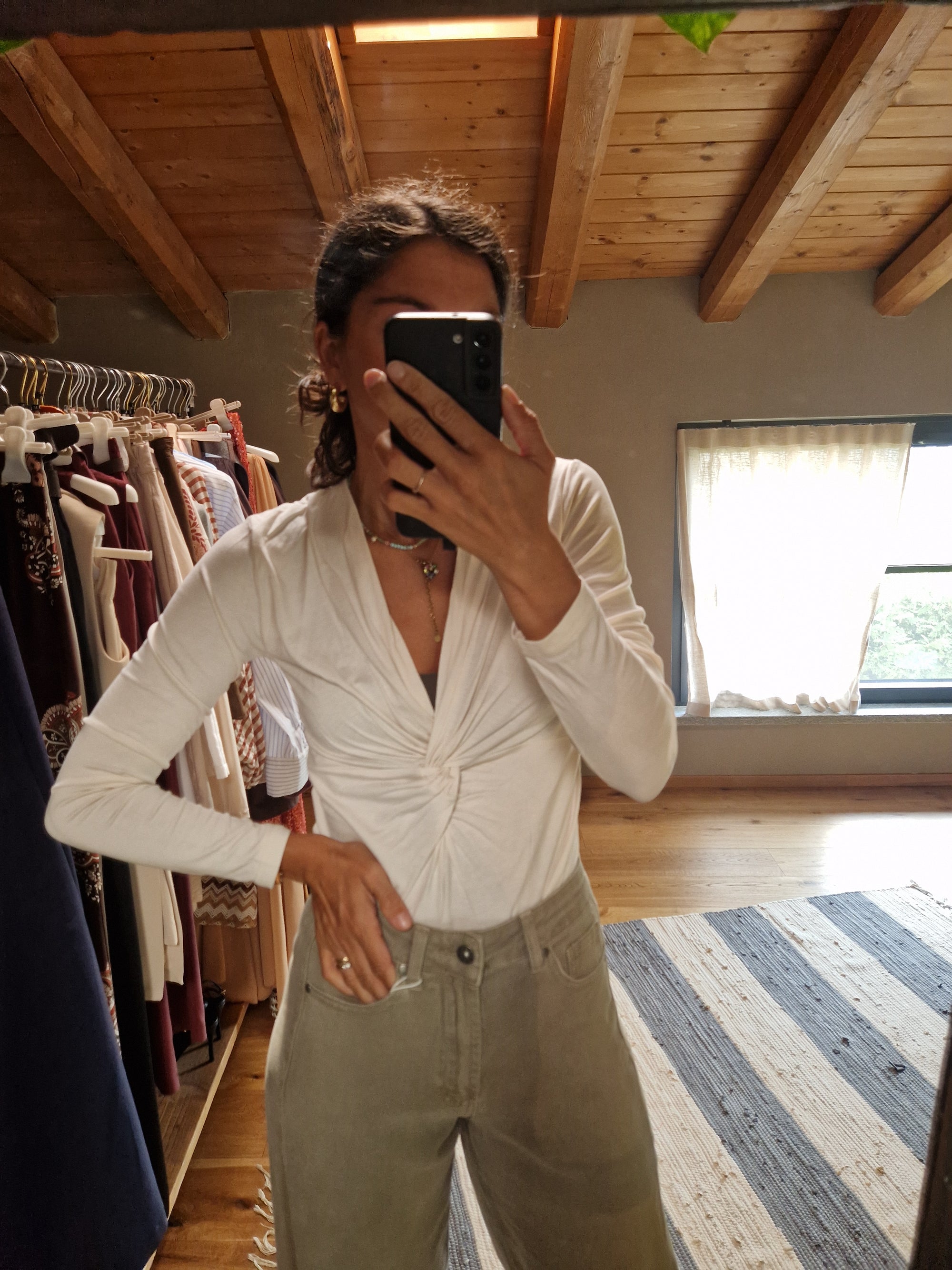 MAGLIA MANICHE LUNGHE NODO