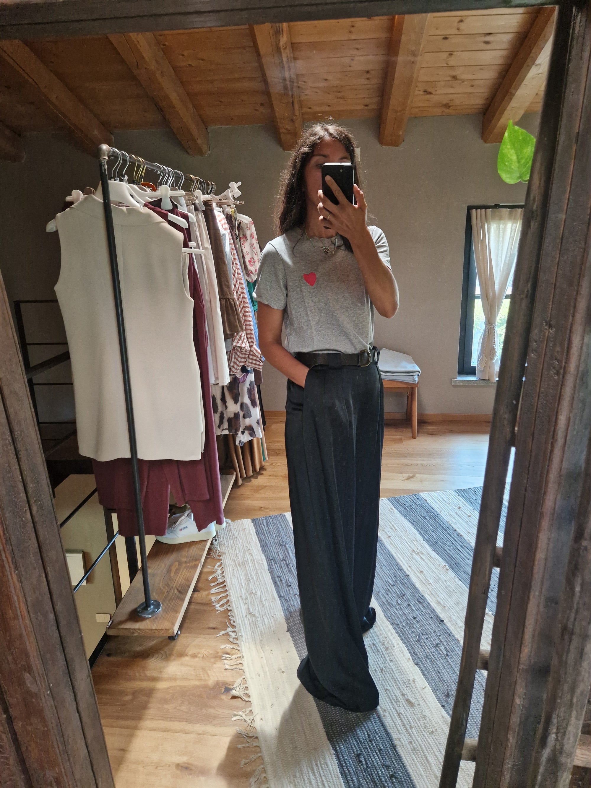PANTALONE AMPIO CON CINTURA