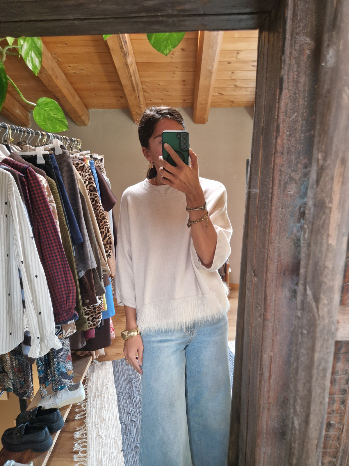 MAGLIA OVERSIZE CON INSERTI IN PELO