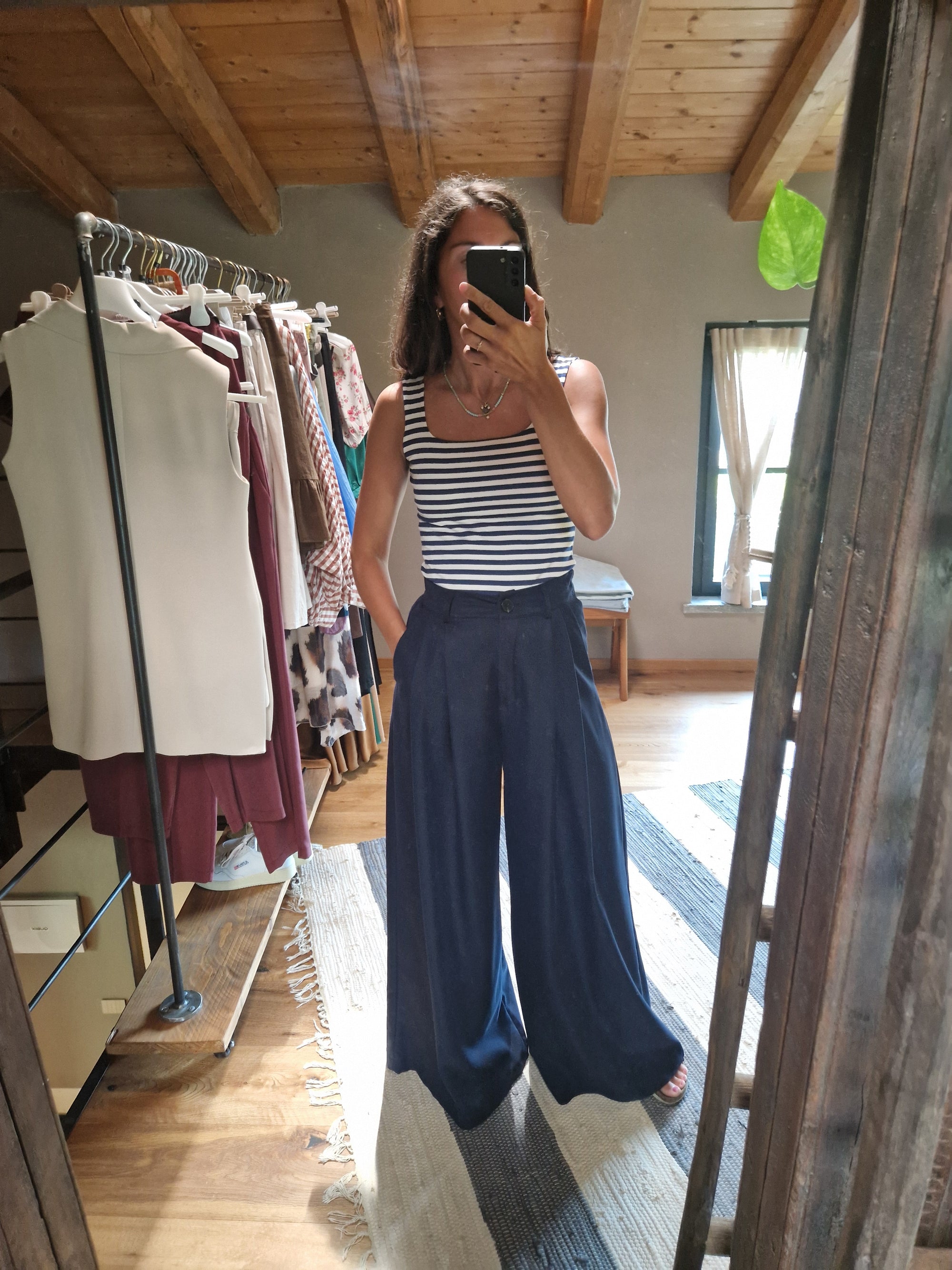 PANTALONE CON CINTURA