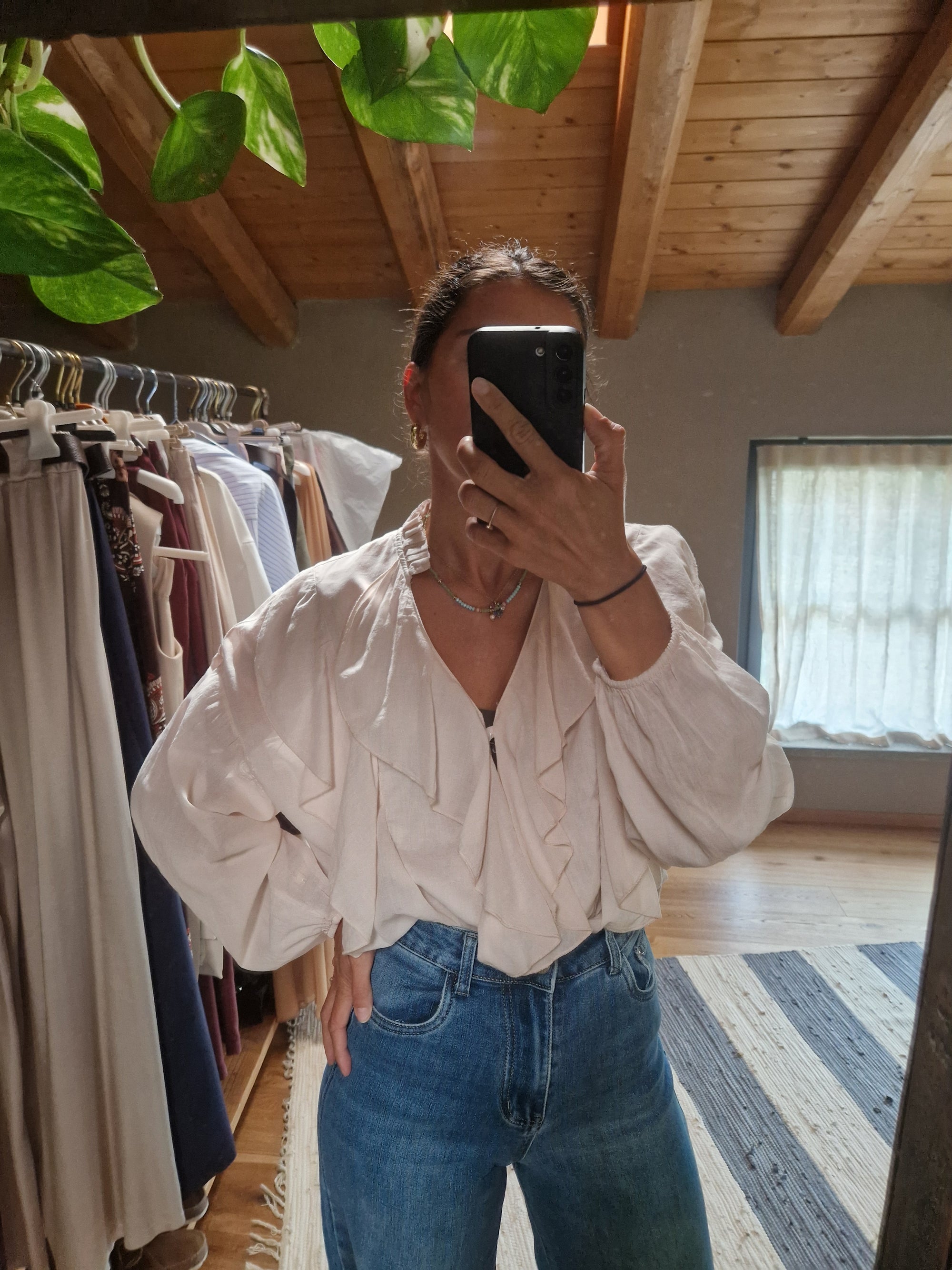 CAMICIA ROUGE CON COLLANA